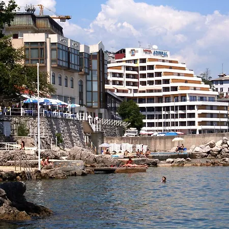7692b Opatija